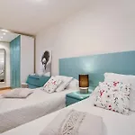 Сasa de vacaciones Petite En Bord De *