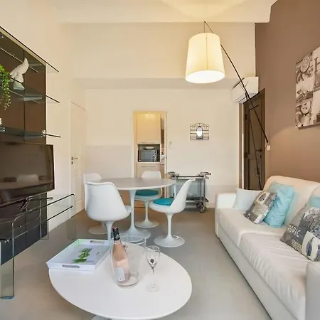 Petite En Bord De Holiday home *